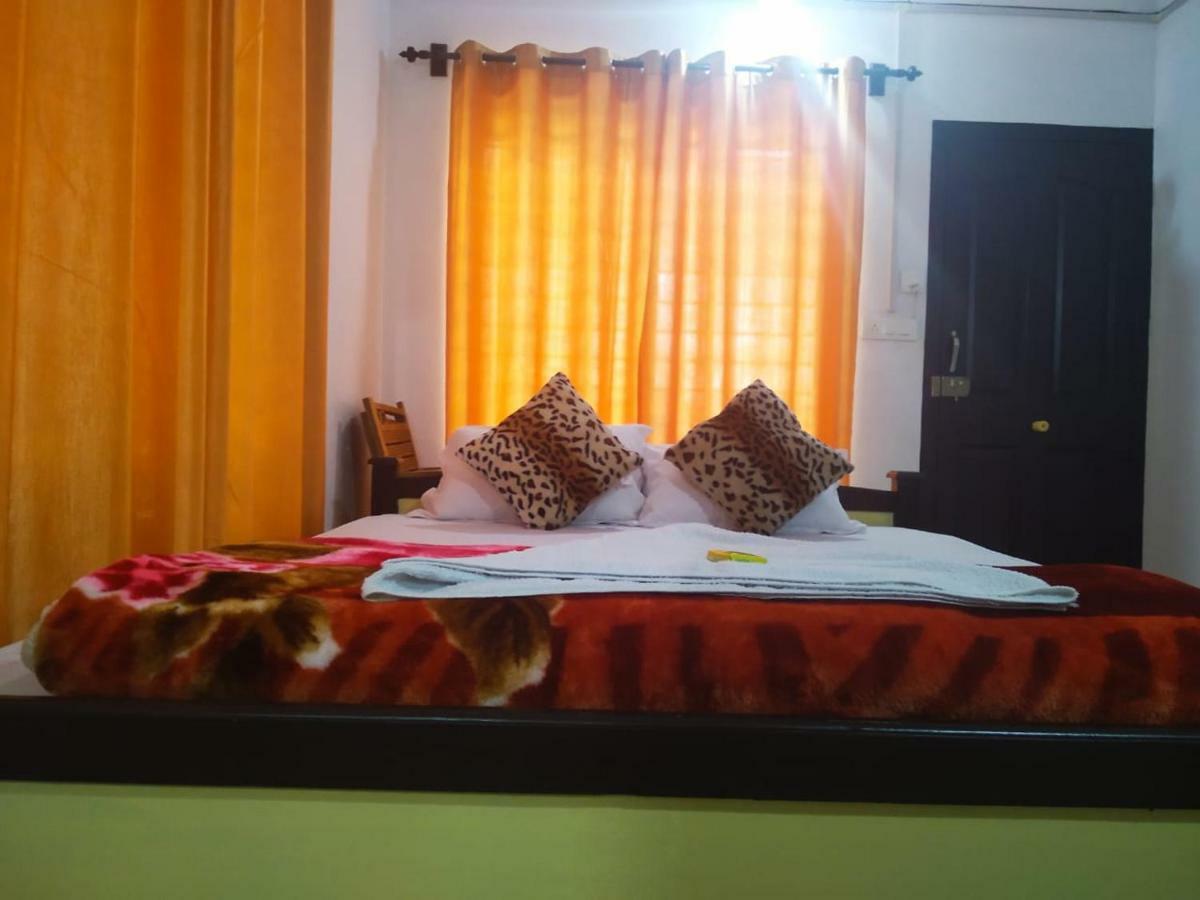 Woodside Homestay Wayanad Batheri Esterno foto