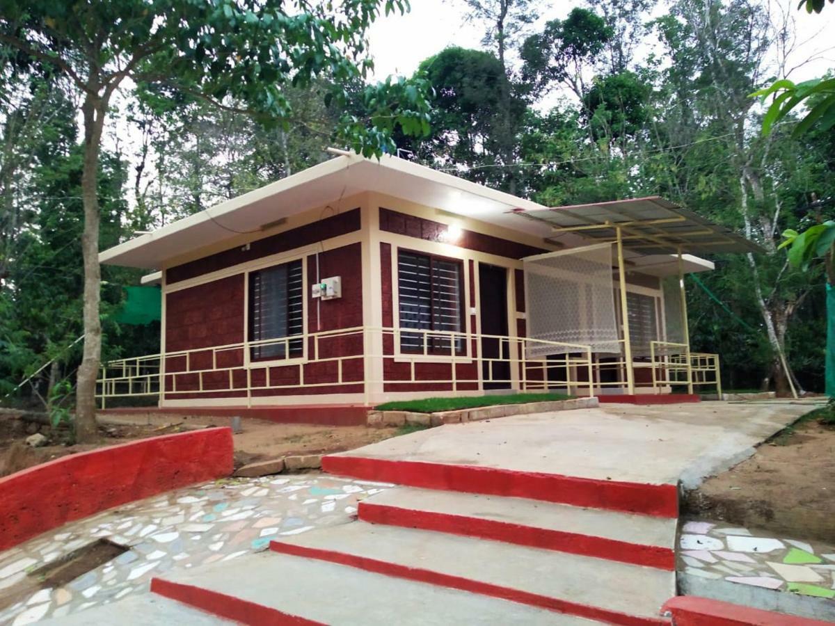 Woodside Homestay Wayanad Batheri Esterno foto