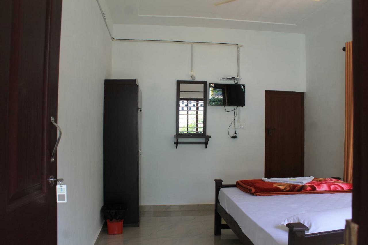 Woodside Homestay Wayanad Batheri Esterno foto