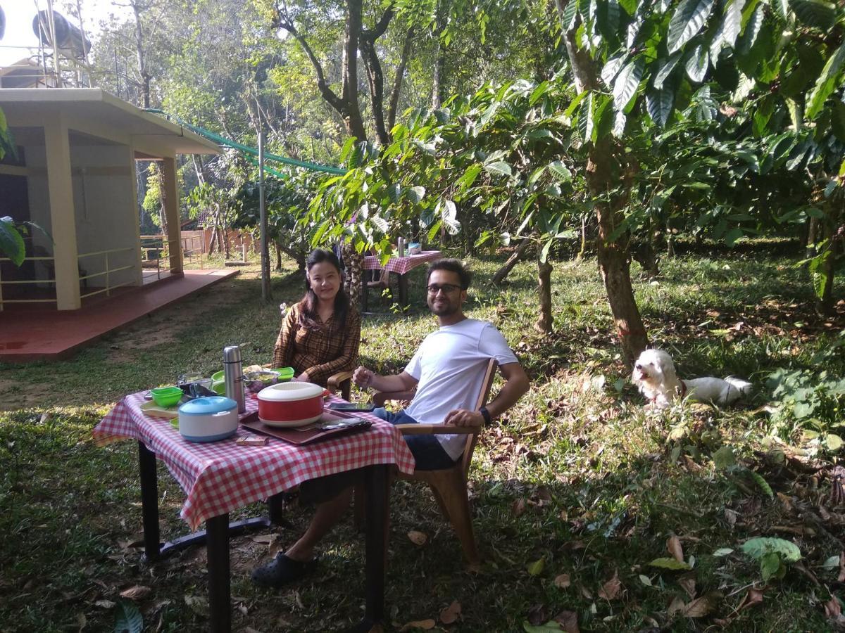 Woodside Homestay Wayanad Batheri Esterno foto