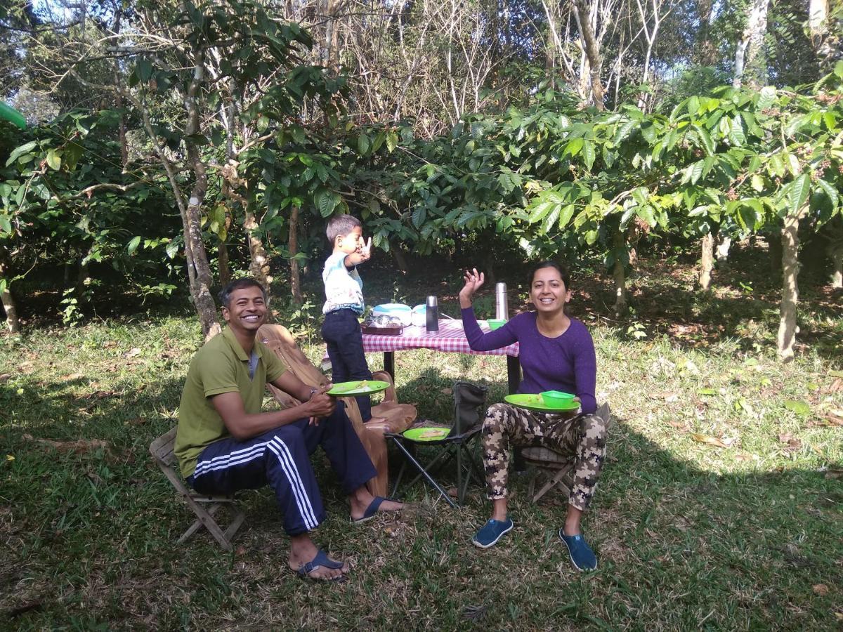 Woodside Homestay Wayanad Batheri Esterno foto